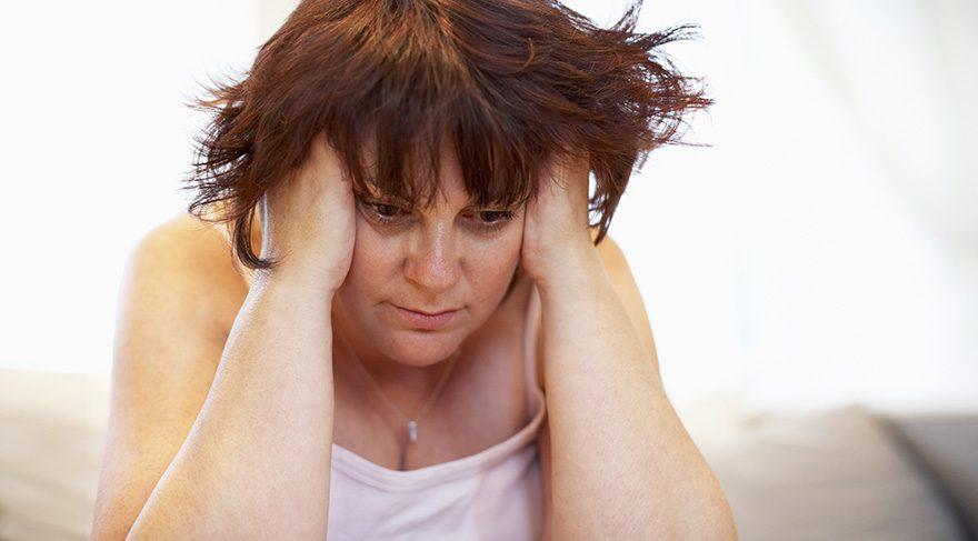 Gibt es einen Zusammenhang zwischen Depression und Fettleibigkeit? 1 Fettleibigkeit und Depressionen zu behandeln Da Depressionen und Fettleibigkeit miteinander verbunden